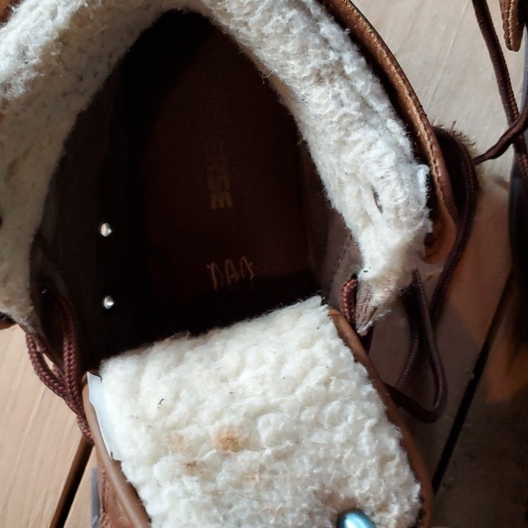 Unusual Converse‎ sneakers. - Picture 6 of 6